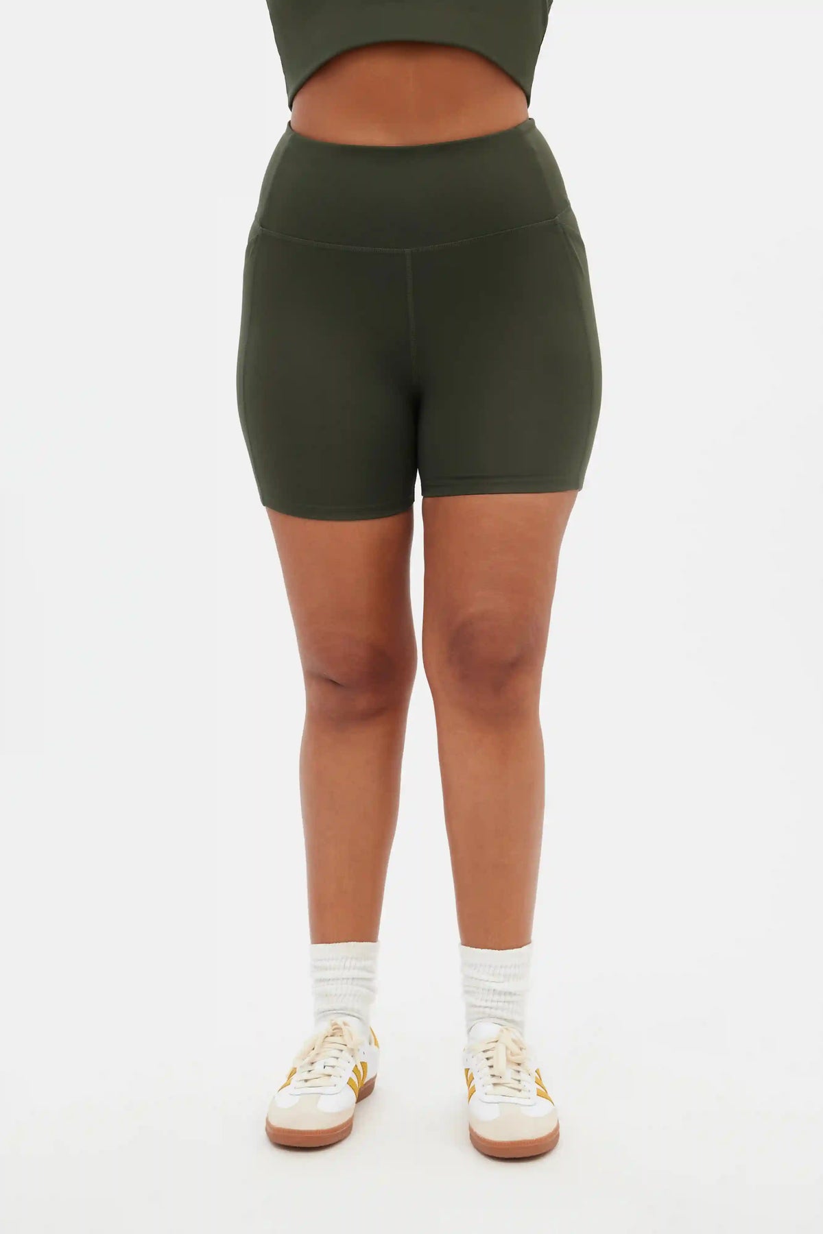 Terrace Compressive Pocket Run Short